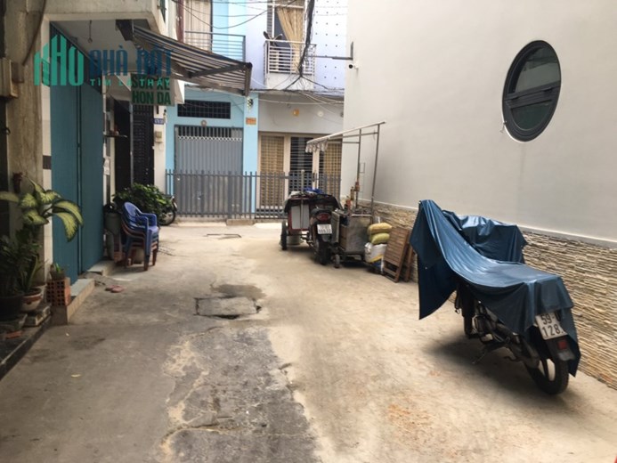 Quận 10 -Nhà Nhỏ Cực Hiếm –Chỉ Nhỉnh 3Tỷ- 3Tầng-Hẻm Thông 4M