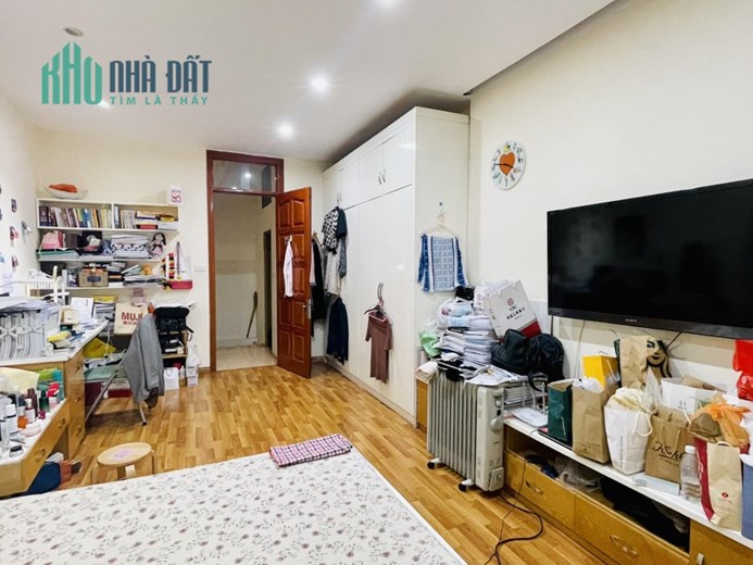 Bán Nhà Phố Chùa Bộc  KD thang máy nội thất xin 76m 7Tg MT  6m chỉ 17 tỷ