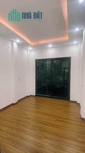Bán nhà Phố QUAN NHÂN, NGÕ THÔNG, diện tích 33m2, 4 tầng, giá 4,5 tỷ