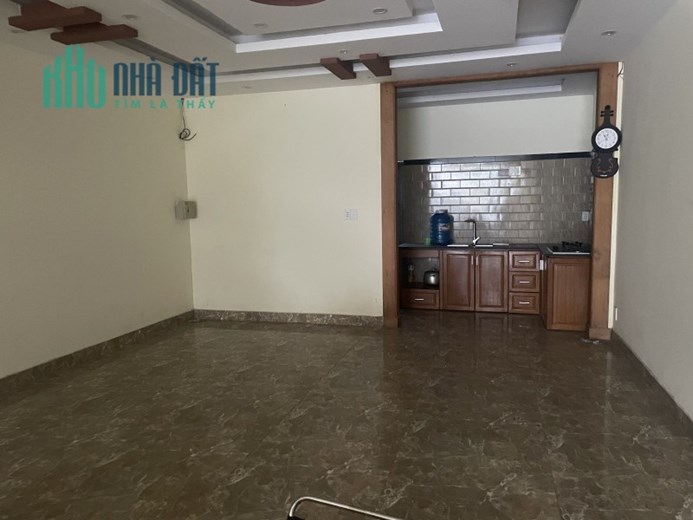 Tin Hot Khách sạn căn hộ 6 tầng mặt tiền Hồ Xuân Hương