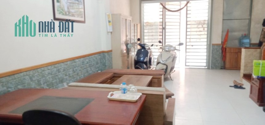 HIẾM Nhà Hoàng Cầu 50m Phân lô Ô tô tránh Vỉa hè Thông sàn kinh doanh Giá tốt