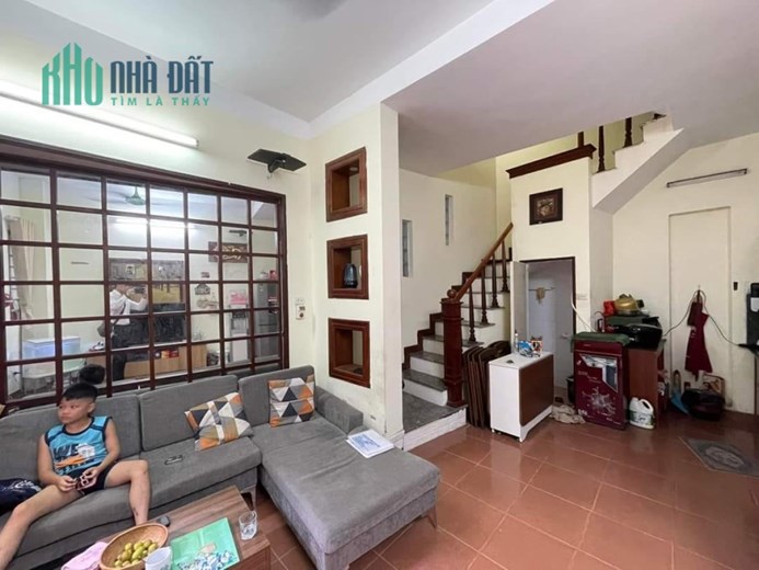 BÁN NHÀ KIM GIANG, HOÀNG MAI, 32M2 4T, GIÁ 3.15 TỶ, TẶNG NỘI THẤT