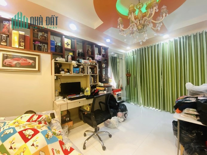 BÁN GẤP, HXT ĐINH BỘ LĨNH, P.26, BÌNH THẠNH 12 X 8 - XE HƠI NGỦ TRONG NHÀ GIÁ CHỈ 8,X TỶ TL