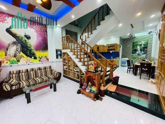 Bán nhà ngõ 5 Phan Đình Giót 50m2, 4 tầng, 5.5 tỷ. Ở Ngay, ÔTÔ Tránh, GIÁP CHỢ BÔNG ĐỎ.