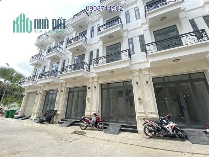 Nhà Quận tân phú, phường Tân thới hòa . Mặt tiền đường Tô hiệu . LH: 0908714902 AN