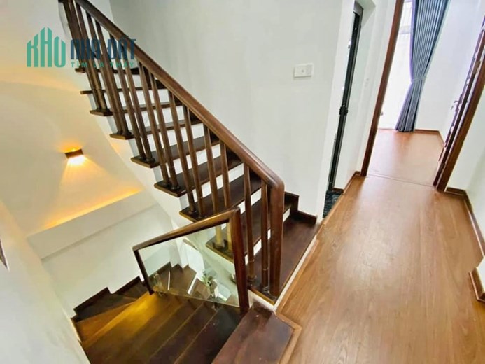 Bán nhà Phan Đình Giót, 50m2, 5 tầng, 6.5 tỷ. Gara, Ô Tô Tránh, Hàng xóm
HIỆN ĐẠI ĐẲNG CẤP.