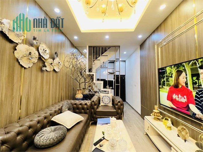 Vất vả tìm nhà,xem ngay căn này 34m giá chỉ 2.58 tỷ Trương Định, Hoàng Mai