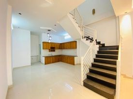 Thạnh Xuân 25 giảm chào,CẠNH UBND HẺM 7M XE HƠI 82M2x3T chỉ 5 tỷ