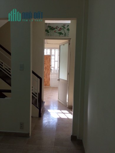 4 tầng BTCT hẻm thông 50m2 Nguyễn Chí Thanh Quận 11 chỉ 5 tỷ hơn