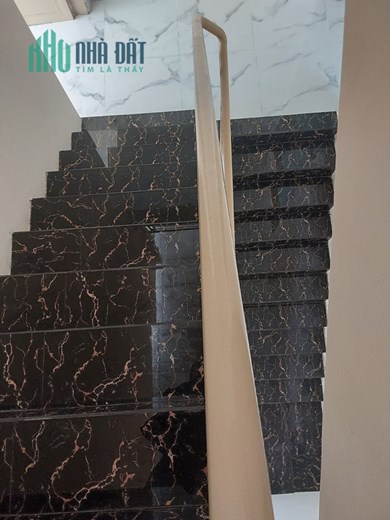 4 tầng BTCT hẻm thông 50m2 Nguyễn Chí Thanh Quận 11 chỉ 5 tỷ hơn