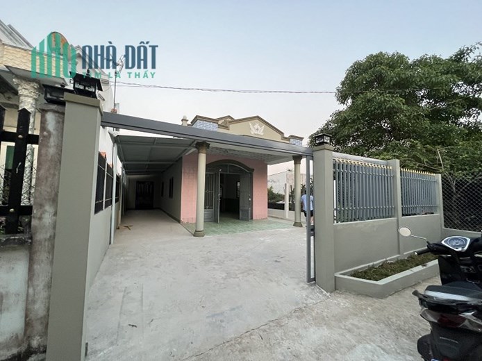 Chính chủ bán nhà ap Vĩnh Phước, xã phước lý, huyện Cần Giuộc, tỉnh Long An. Nhà đối điện khu đô