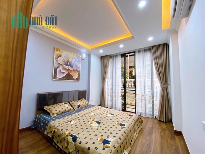 Thanh Xuân 42m 5 tầng mới tinh , phân lô , gara ô tô tránh ... giá hơn 6ty chút xíu