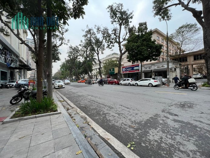 Bán 135m đất mặt phố Phú Hựu, Ái Mộ, Long Biên. MT10m, phù hợp xây VP....