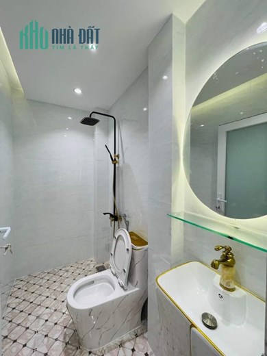 BÁN NHÀ 4 TẦNG ĐẸP LUNG LINH- HXH- PHẠM VĂN BẠCH- TÂN BÌNH- 100M2- GIÁ TỪ 7,8 TỶ XUỐNG CÒN 7,5TỶ