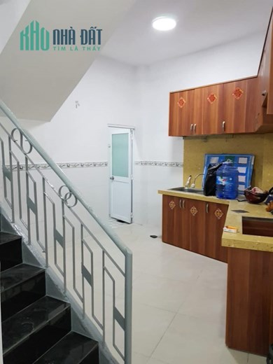 Nhà bán Q10, Hẻm thông Lý Thái Tổ, 50m2, 3 tầng nhỉnh 5 tỷ