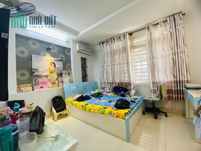 Bán nhà Mặt tiền Hẻm Kinh doanh Thành Thái - Tô Hiến Thành, DT: 6x19m, 5T - 7PN, 23.5 tỷ