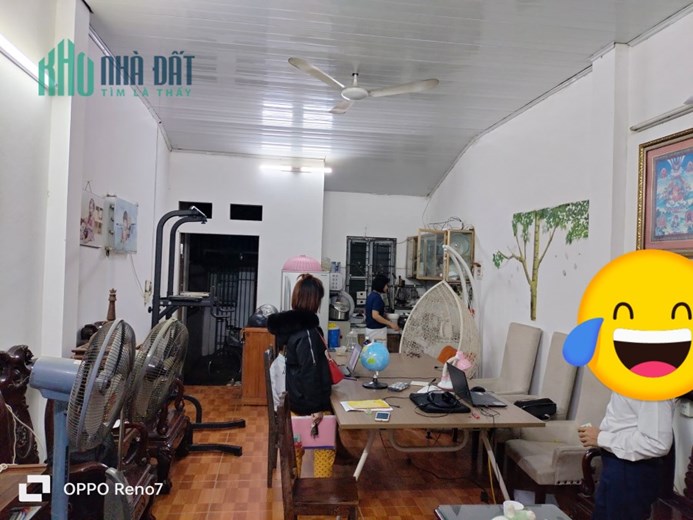 BÁN GẤP NHả Bối ngõ thông ÔTÔ đỗ 77,3m ÔTÔ tránh 20m Cầu NHẬT TÂN 800m dân chí tốt