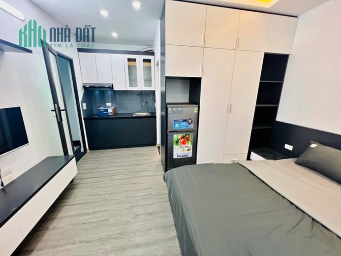 SIÊU HIẾM, CĂN NHÀ MỚI, SÁT PHỐ, ĐẦY ĐỦ CÔNG NĂNG, FULL TIỆN ÍCH 
Cổ Nhuế Diện tích 30m2 / 5 Tầng