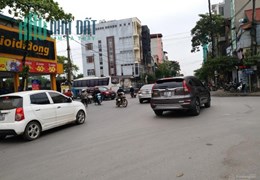 SỐC !!! Bán nhà Mặt phố Vân Trì, vân nội Kinh doanh sầm uất – vỉa hè thênh thang 60m chỉ 3 tỷ 4