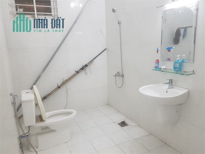 Cho thuê nhà mặt tiền 1t2l lầu đường nam kỳ khởi nghĩa phường 4, tp.vũng tàu