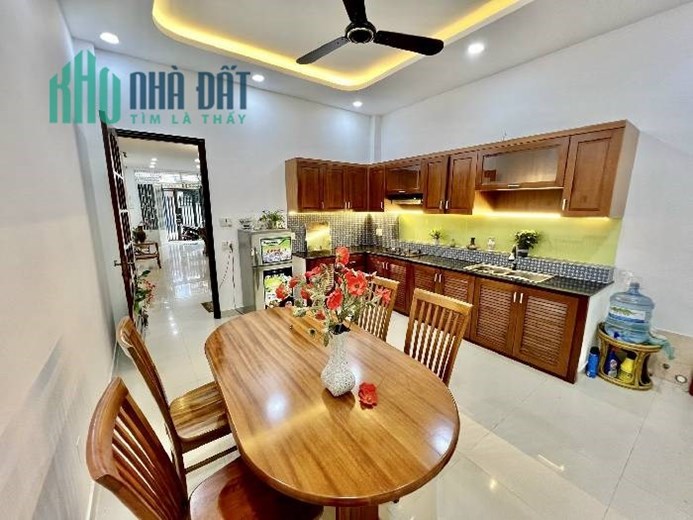 🔥 Nhà 4 tầng Phan Huy Ích Gò Vấp diện tích 64m2 - xe hơi vào cửa - chỉ 6.15 tỷ. 🔥