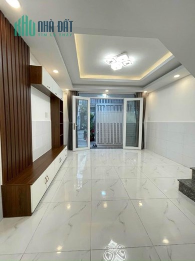 Nhà Mới Vào Ở Ngay Cầu Tân Thuận - ĐH Marketing - Quận 7 Trần Xuân Soạn