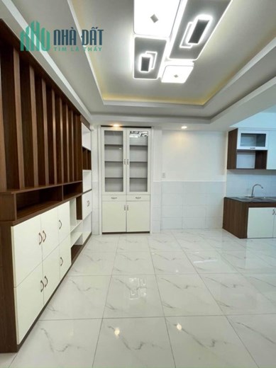 Nhà Mới Vào Ở Ngay Cầu Tân Thuận - ĐH Marketing - Quận 7 Trần Xuân Soạn