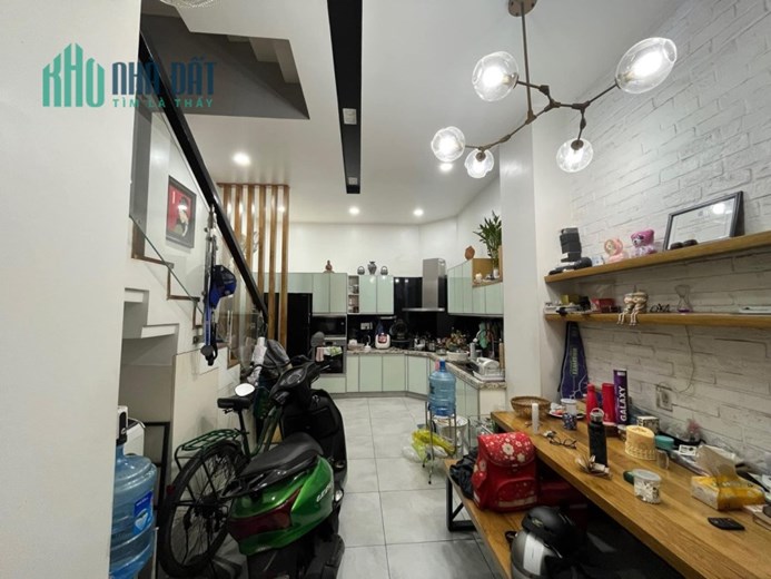 chính chủ cần bán nhà đẹp đường số 18, bhh, 3 tầng, hẻm ô tô 6m, 50m2 chỉ 5.95 tỷ
