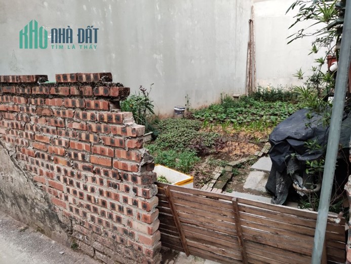 Bán Gấp Đất Xuân Phương, Ô Tô Đỗ Cách 30M, Ngõ Thông, MT5.3M, Dt 112m. Giá 5.6 Tỷ.