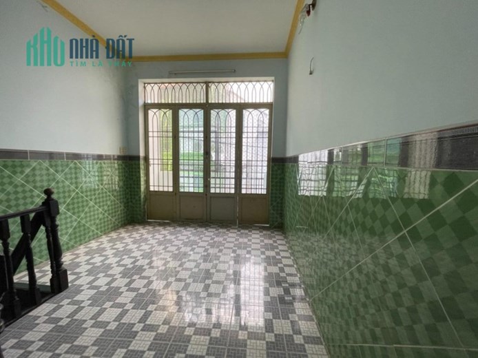 Cần Bán Gấp Nhà DT. 30m Nhà 3 Tầng BTCT Hẻm Ba Gác. Giá Chỉ Nhỉnh 3 Tỷ Thương Lượng Chính Chủ