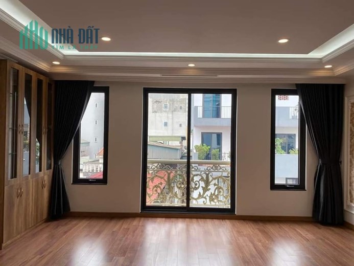 Bán rẻ nhà mặt phố Vương Thừa Vũ, Thanh Xuân, doanh thu khủng, 80m2, 7 tầng, giá 28 tỷ