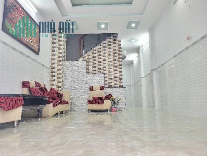 NHÀ MỚI Ở LIỀN, LÝ THÁNH TÔNG-TÂN PHÚ HẺM XE TẢI NHỈNH 4 TỶ (TL bất chấp).