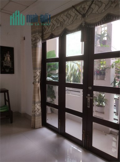 BÁN NHÀ 2 TẦNG ĐẤT 70M2, 3 PHÒNG NGỦ CÓ NGỦ DƯỚI, KỆT Ô TÔ HÒA CƯỜNG BẮC