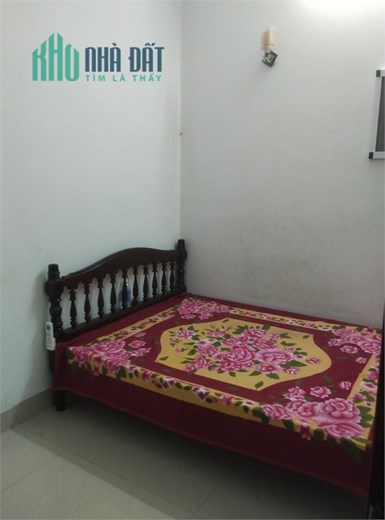 Bán nhà Cổng Khu Công nghiệp Hòa Cầm diện tích đất rộng, kiệt ô tô thông thoáng giá rẻ