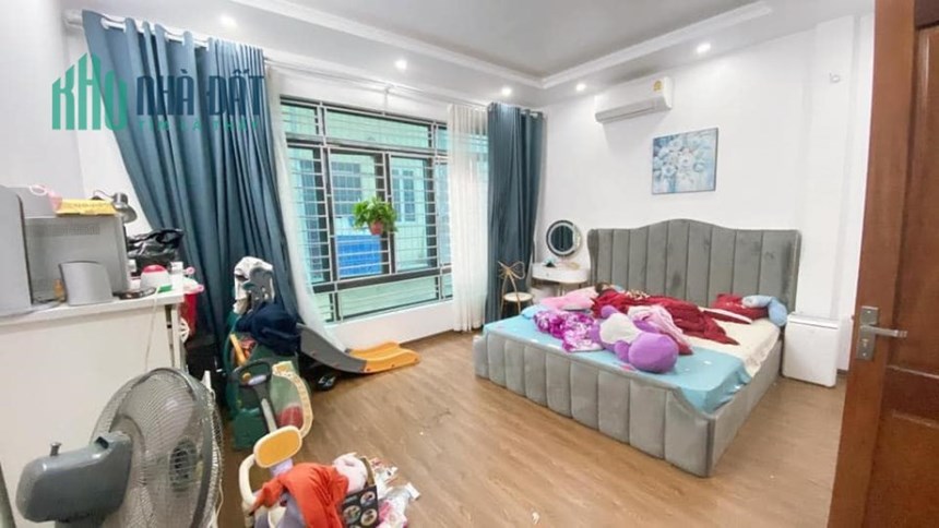 SIÊU PHẨM !! XEM NGAY nhà riêng ở phố Mễ Trì Nam Từ Liêm 50m2, 4 tầng DÂN TỰ XÂY CHẮN CHẮN ở ngay