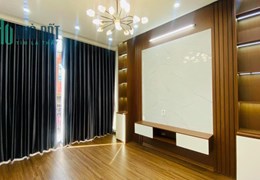 SIÊU PHẨM !! XEM NGAY nhà Đống Đa Phân Lô Ô tô 55m2, 5 tầng đẹp Hiện đại ở ngay chỉ 11 tỷ