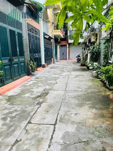 SIÊU PHẨM !! XEM NGAY nhà Đống Đa Phân Lô Ô tô 55m2, 5 tầng đẹp Hiện đại ở ngay chỉ 11 tỷ