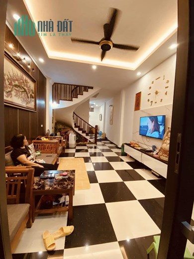 SIÊU PHẨM !! XEM NGAY nhà Nguyễn Trãi Thanh Xuân Lô góc 59m2, 5 tầng Dân TỰ XÂY, CẠNH PHỐ ở ngay