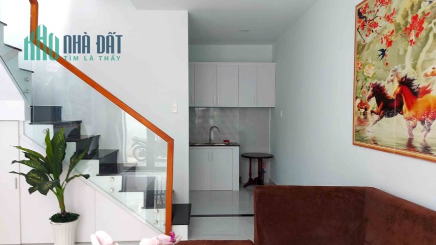 GIẢM 300TR BÁN GẤP NHÀ MỚI XÂY 4x10m, QL 1K, LINH XUÂN THỦ ĐỨC CHỈ NHỈNH 2 TỶ, TẶNG NỘI THẤT