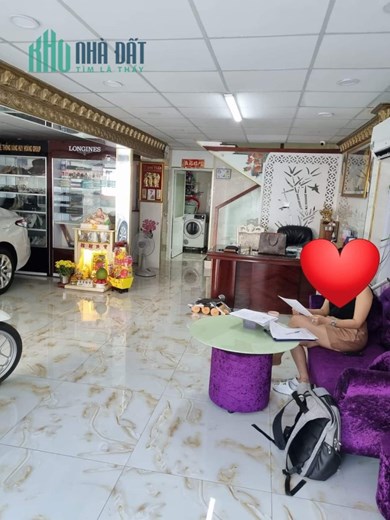 BÁN NHÀ MẶT TIỀN ĐƯỜNG 3 THÁNG 2 NGANG 7.1M, DTSD 175, CHỈ 19.8 TỶ.