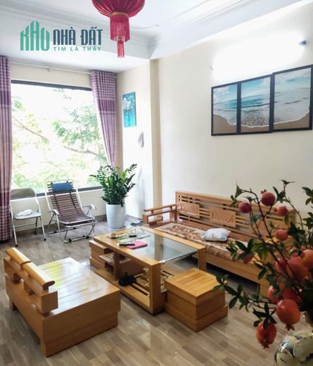Chị Lan bán gấp nhà liền kề Dọc Bún, Cây Quýt gần chợ 50m2 chỉ 7.19 tỷ. LH 0989.62.6116