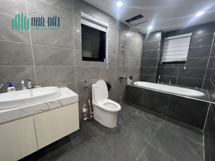 Siêu phẩm Quan Nhân 65mx8 tầng ô tô vào nhà- thang máy- sát phố- vừa ở vừa kinh doanh