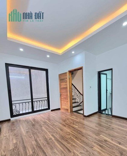 Bán nhà Ngõ 354 Đường TRƯỜNG CHINH, diện tích 32m2, 5 tầng, giá 3,85 tỷ.