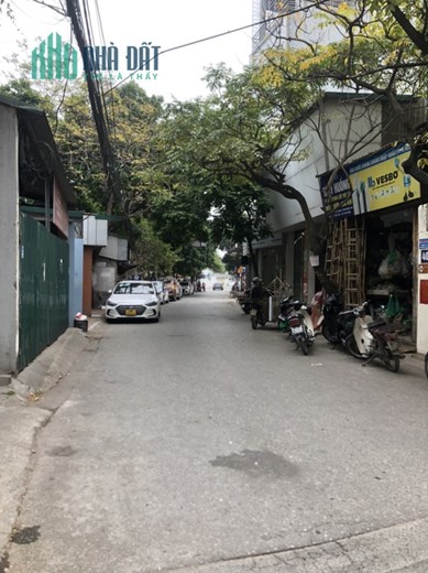 Bán đất Tư Đình, 3 mặt thoáng, ô tô, 300 m2, MT 21 m, chỉ 24,6 tỷ.