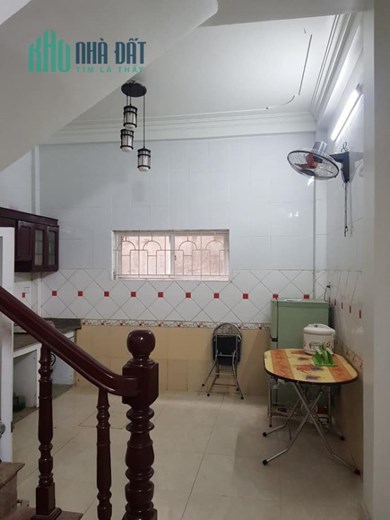 BÁN NHÀ Ở NGAY PHỐ BẠCH MAI ,QHAI BÀ 25 M NGÕ THÔNG THOÁNG CHỈ NHỈNH 2 TỶ