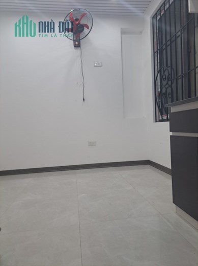 Bán nhà Hồng Mai Hai Bà Trưng 12m2 x 5 tầng, MT 4m giá 1.2  tỷ