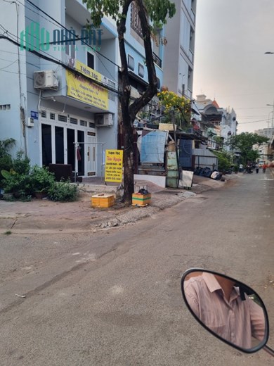 Bán nhà Trần Xuân Soạn, gần đại học Tôn Đức Thắng, 71m2, 5.x tỷ