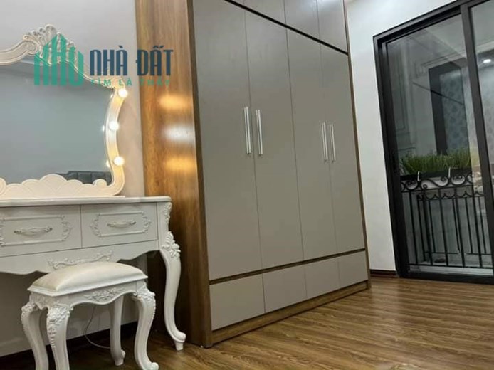Cực hót Kim Mã dt45 4tầng giá  5.6 tỷ Ba Đình