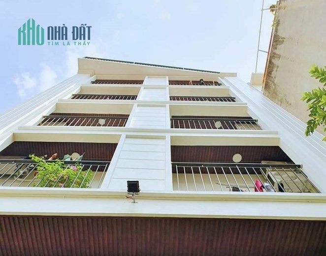 Bán CCMN 8 tầng Phùng Khoang, ô tô tránh, vỉa hè  kinh doanh sầm uất, doanh thu 200 triệu