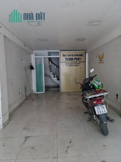 Bán nhà mặt phố Trung Văn, quận Nam Từ Liêm, 38m2, MT 3.7m, kinh doanh sầm uất, nhỉnh 6 tỷ